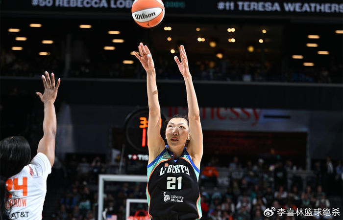 bti体育-大胜31分！中国女篮26岁2米07中锋首秀砍8分：辅佐两大MVP冲冠|韩旭|纽约|纽约自由人|范洛|三分球_新浪体育_新浪新闻